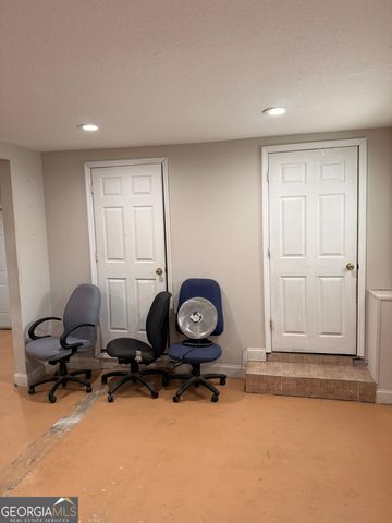 210 Savannah Avenue, Dublin, GA 31027