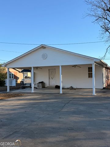 210 Savannah Avenue, Dublin, GA 31027