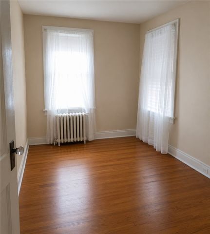 1003 S Trenton, Regent Square, PA 15221