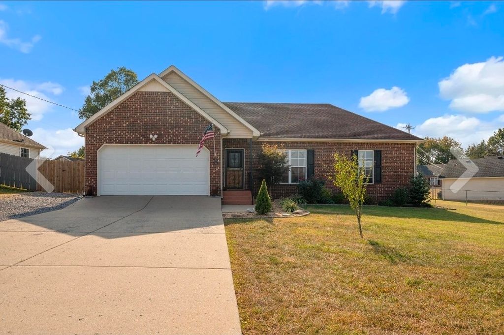 206 Buttonwood Dr, Smyrna, TN 37167