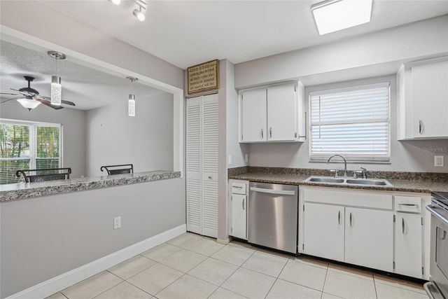 3053 OAKLAWN AVE, Largo, FL 33771