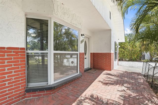 3053 OAKLAWN AVE, Largo, FL 33771