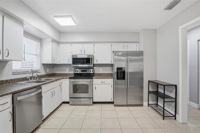 3053 OAKLAWN AVE, Largo, FL 33771