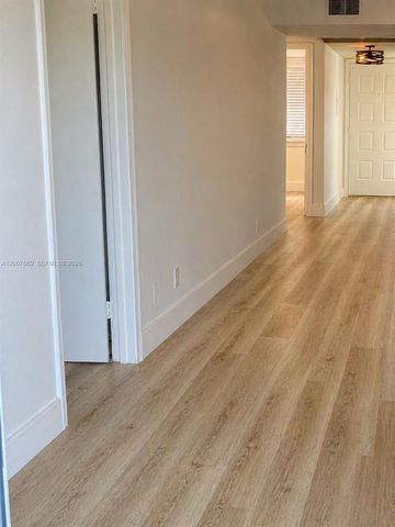 1300 SW 124th Terrace 408P, Pembroke Pines, FL 33027