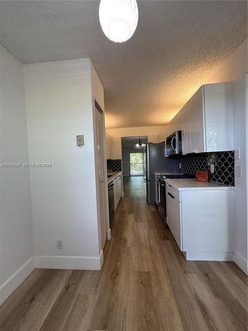 1300 SW 124th Terrace 408P, Pembroke Pines, FL 33027