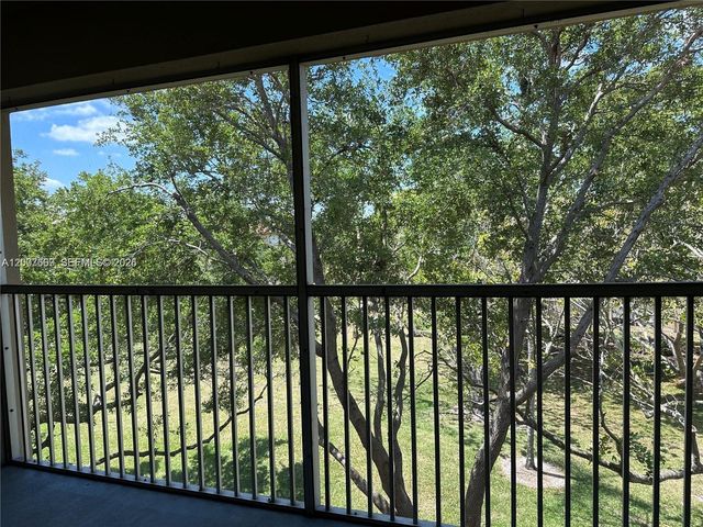 1300 SW 124th Terrace 408P, Pembroke Pines, FL 33027