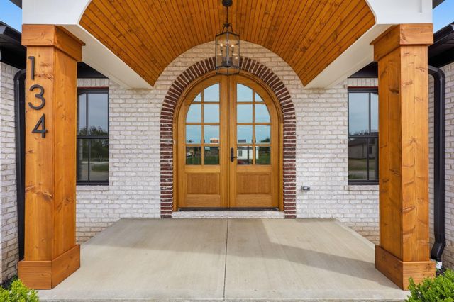 134 Zane Lane, Nicholasville, KY 40356