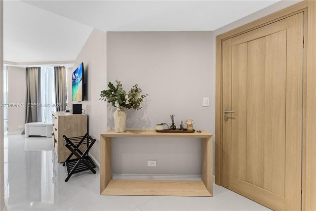 20191 E Country Club Dr 1603, Aventura, FL 33180