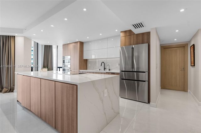 20191 E Country Club Dr 1603, Aventura, FL 33180