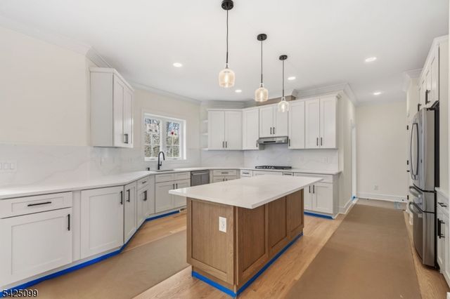 16 New Amwell Rd, Hillsborough Twp., NJ 08844