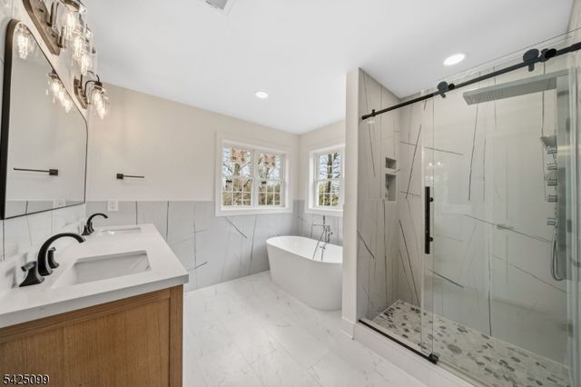 16 New Amwell Rd, Hillsborough Twp., NJ 08844