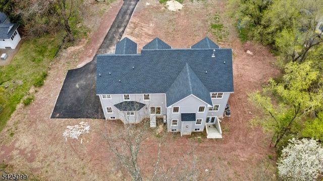 16 New Amwell Rd, Hillsborough Twp., NJ 08844