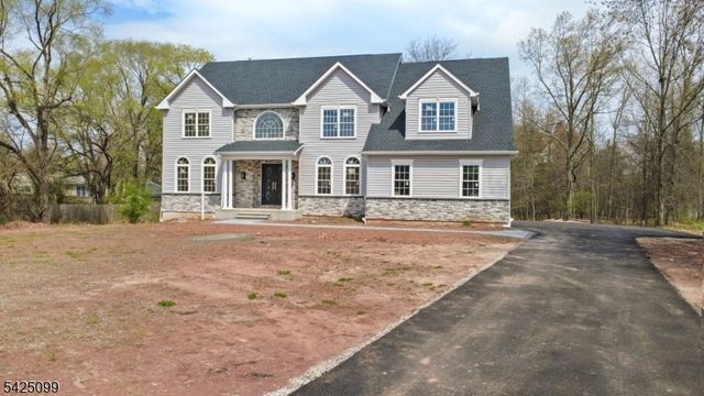 16 New Amwell Rd, Hillsborough Twp., NJ 08844
