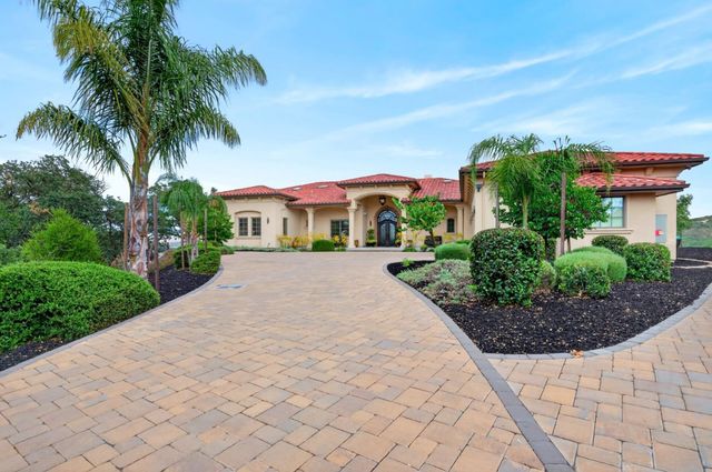 5 Winding Oaks Drive, Pleasanton, CA 94566