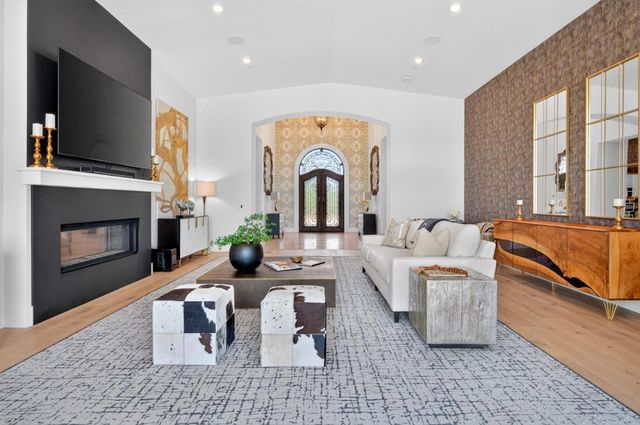5 Winding Oaks Drive, Pleasanton, CA 94566
