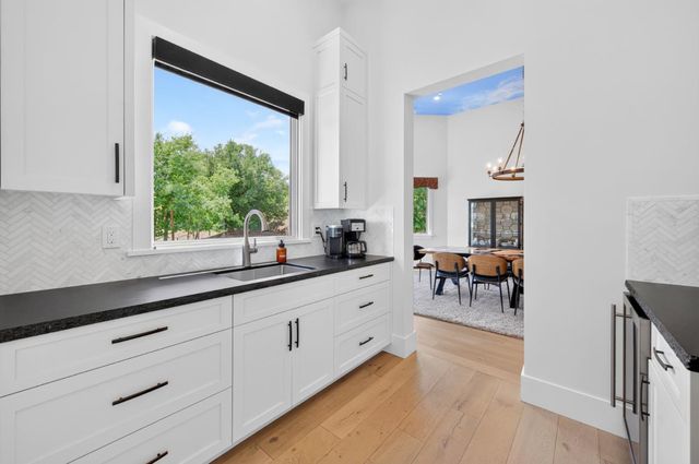 5 Winding Oaks Drive, Pleasanton, CA 94566