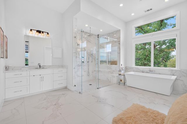 5 Winding Oaks Drive, Pleasanton, CA 94566