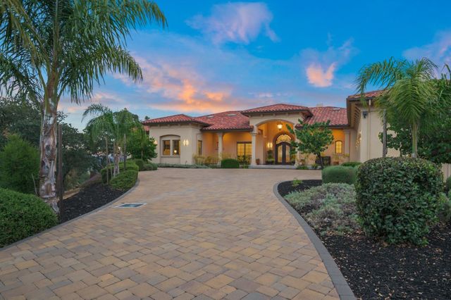 5 Winding Oaks Drive, Pleasanton, CA 94566