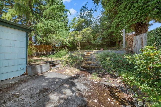 11502 29th Avenue SW, Seattle, WA 98146