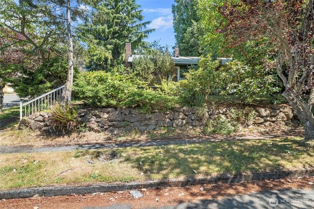 11502 29th Avenue SW, Seattle, WA 98146