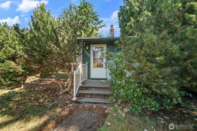 11502 29th Avenue SW, Seattle, WA 98146