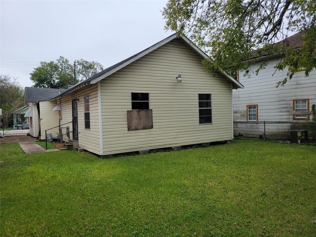 3410 Nagle Street, Houston, TX 77004