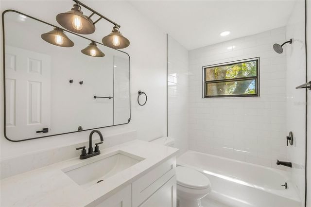 576 CHANNEL COURT, Palm Harbor, FL 34684