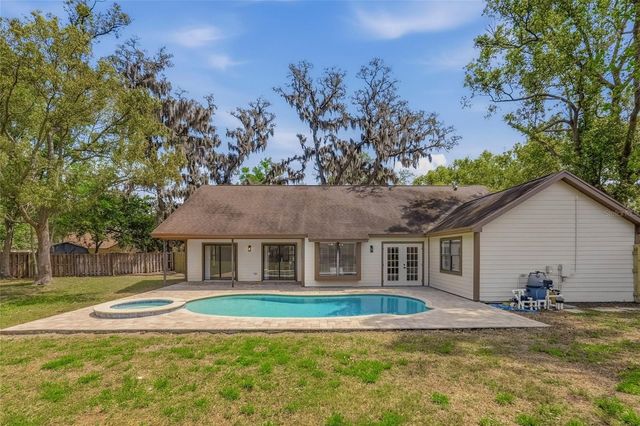 576 CHANNEL COURT, Palm Harbor, FL 34684