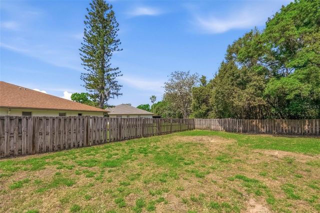 576 CHANNEL COURT, Palm Harbor, FL 34684