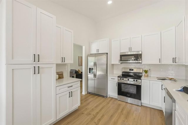 576 CHANNEL COURT, Palm Harbor, FL 34684