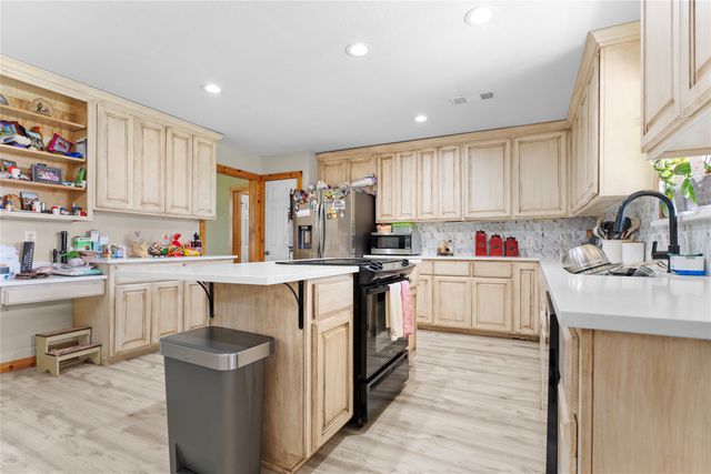 163 County Road 3106, Campbell, TX 75422