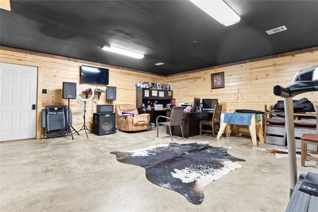 163 County Road 3106, Campbell, TX 75422