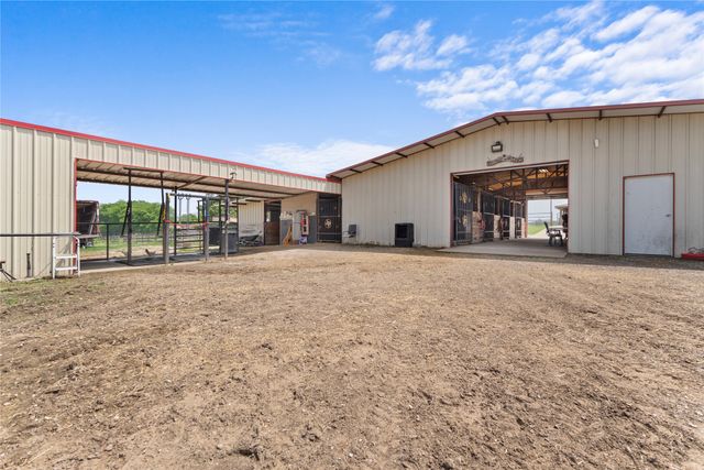 163 County Road 3106, Campbell, TX 75422