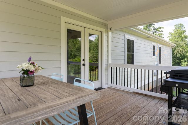 11 Ibbie Roberts Road, Alexander, NC 28701