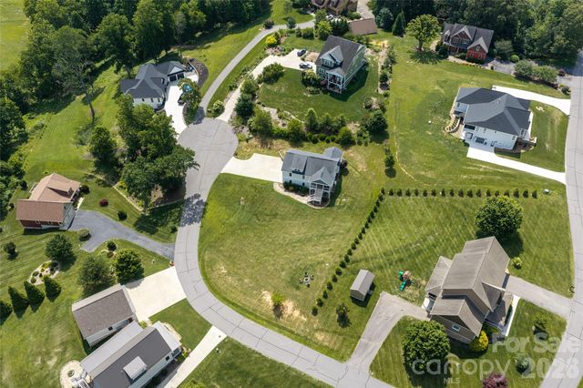 11 Ibbie Roberts Road, Alexander, NC 28701