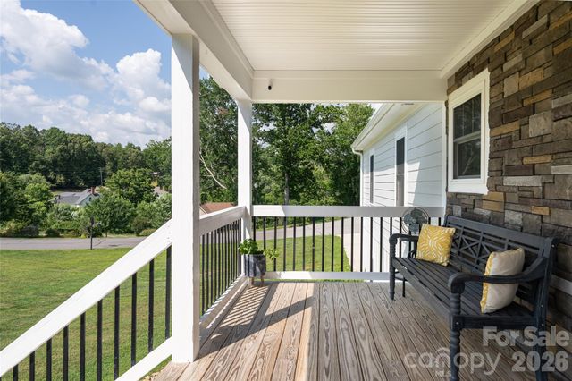 11 Ibbie Roberts Road, Alexander, NC 28701