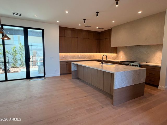 4844 E Amelia Avenue, Phoenix, AZ 85018
