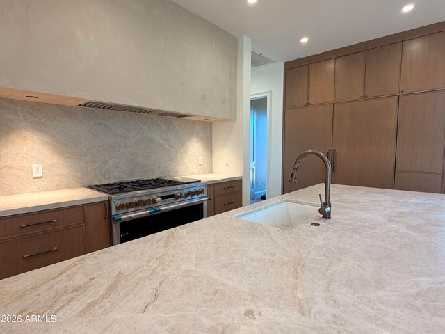 4844 E Amelia Avenue, Phoenix, AZ 85018
