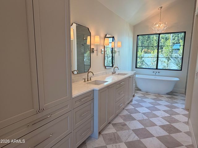 4844 E Amelia Avenue, Phoenix, AZ 85018