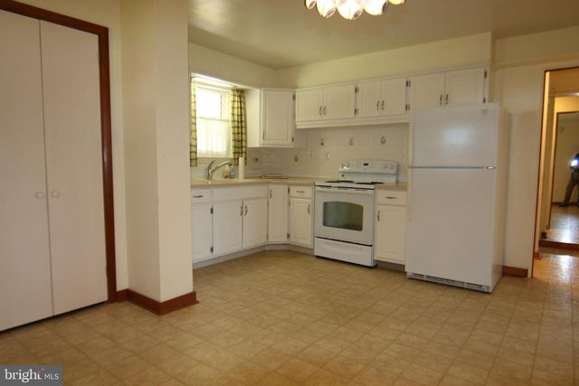 109 CAROLYN ST, Harrisburg, PA 17112