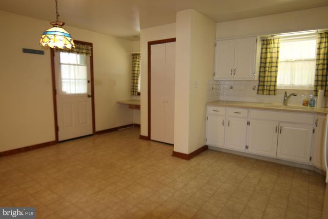 109 CAROLYN ST, Harrisburg, PA 17112