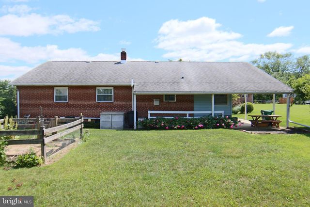 109 CAROLYN ST, Harrisburg, PA 17112