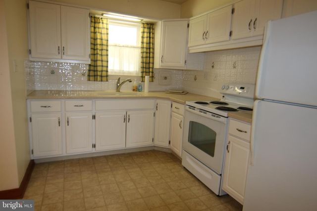 109 CAROLYN ST, Harrisburg, PA 17112