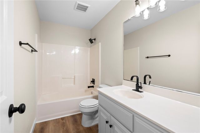 3044 Rutile Drive, Fayetteville, AR 72704