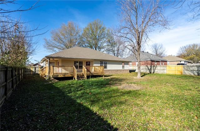 3044 Rutile Drive, Fayetteville, AR 72704