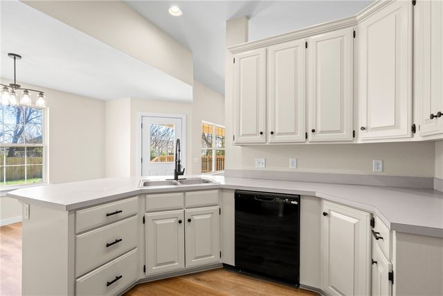 3044 Rutile Drive, Fayetteville, AR 72704