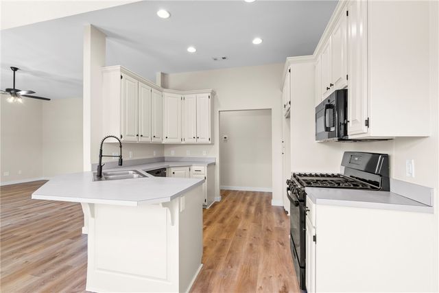 3044 Rutile Drive, Fayetteville, AR 72704