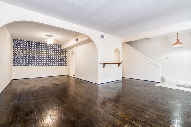 2100 Tanglewilde Street 269, Houston, TX 77063