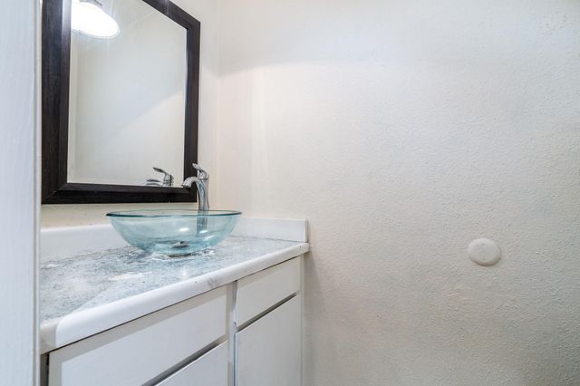 2100 Tanglewilde Street 269, Houston, TX 77063