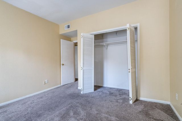 2100 Tanglewilde Street 269, Houston, TX 77063